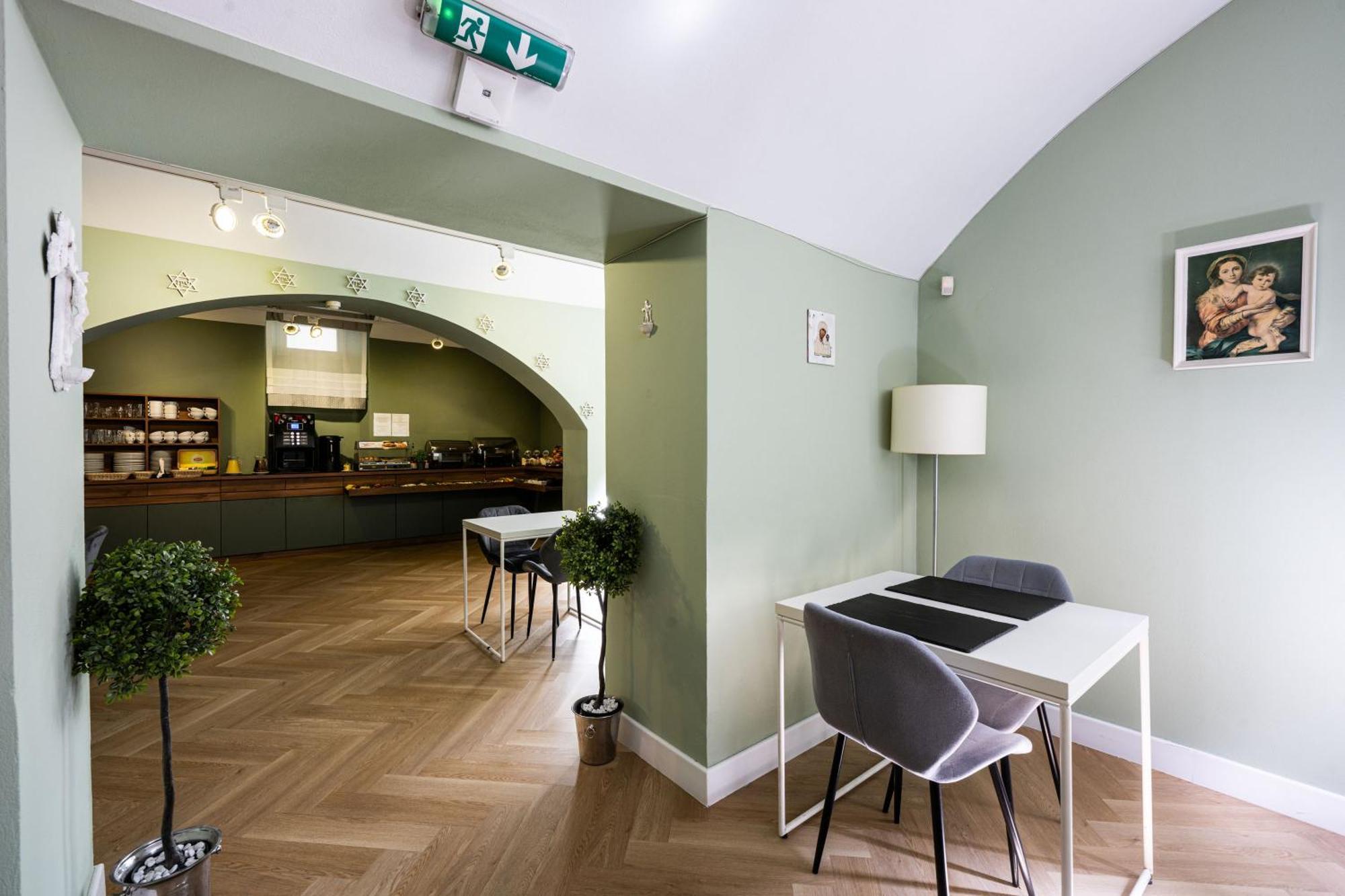 Home Aparthotel クラクフ エクステリア 写真